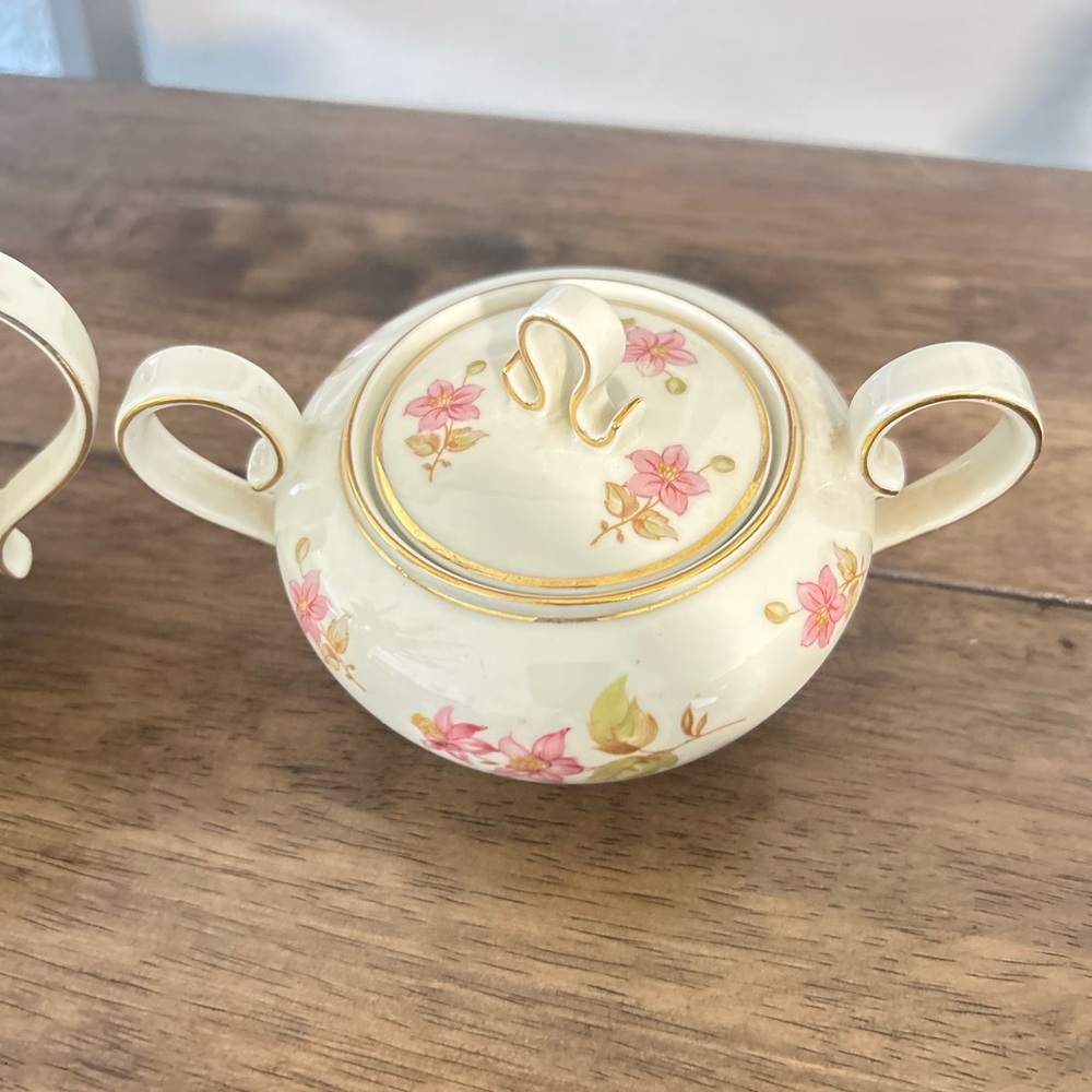 Franconia Krautheim selb Bavaria  set of Cream and Sugar with Pink Floral - Picture 7 of 11